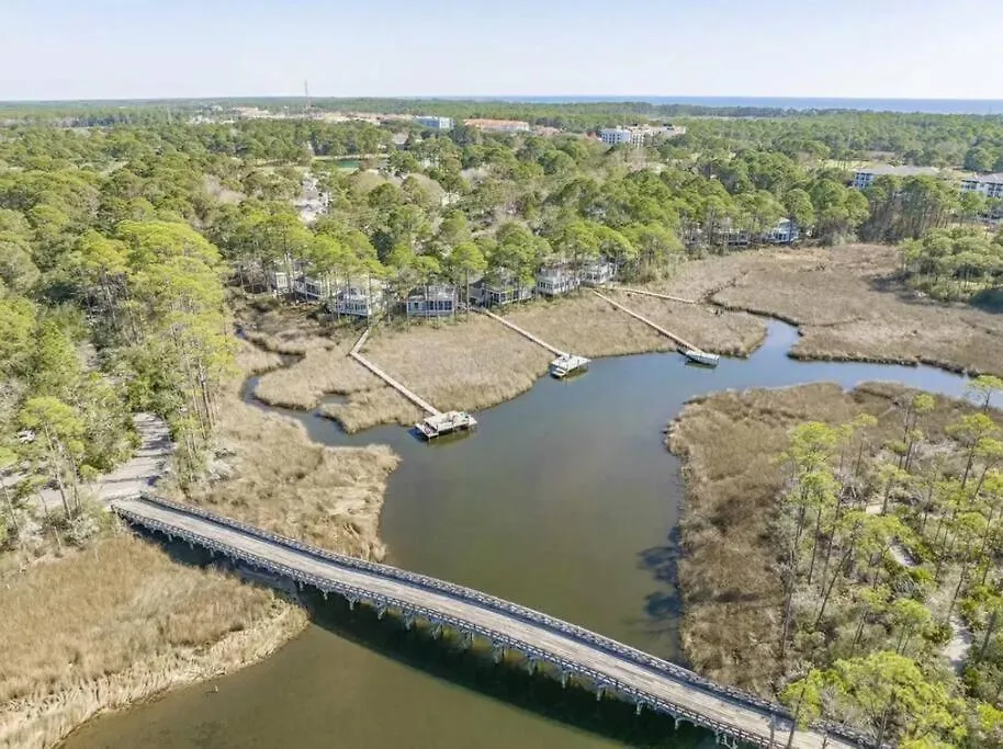 3 Bed 3 Bath Beach And Bay Escape - Free Golf Cart Destin 0*,